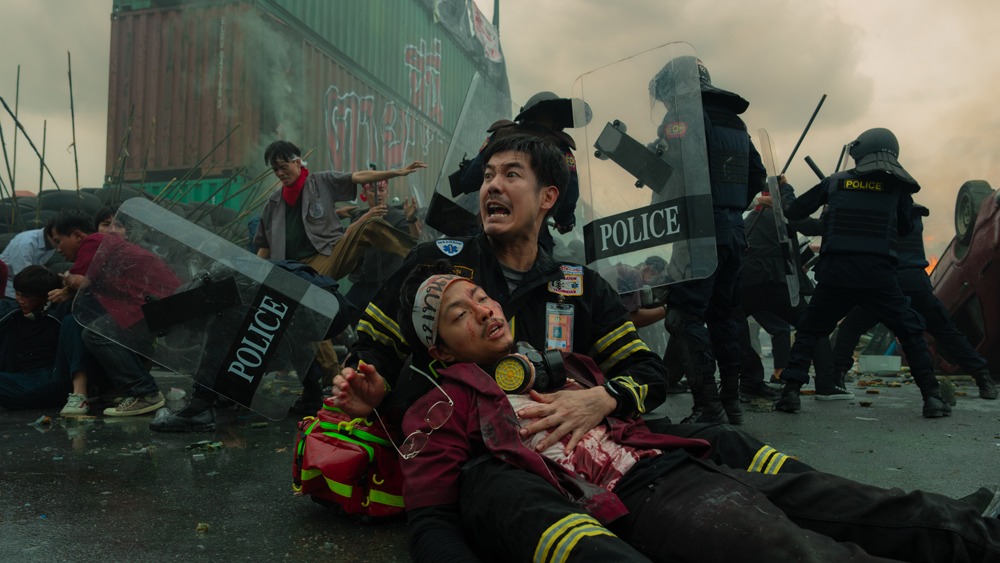 Netflix映画「バンコク・ブレイキング: ヘブン・アンド・ヘル」場面写真