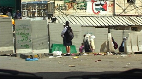 「ルート181」場面写真