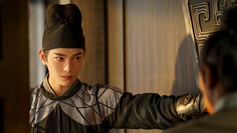 中国ドラマ「大理寺日誌~謎解く少卿には秘密がある~」より、ディン・ユーシー(丁禹兮)演じる李餅。