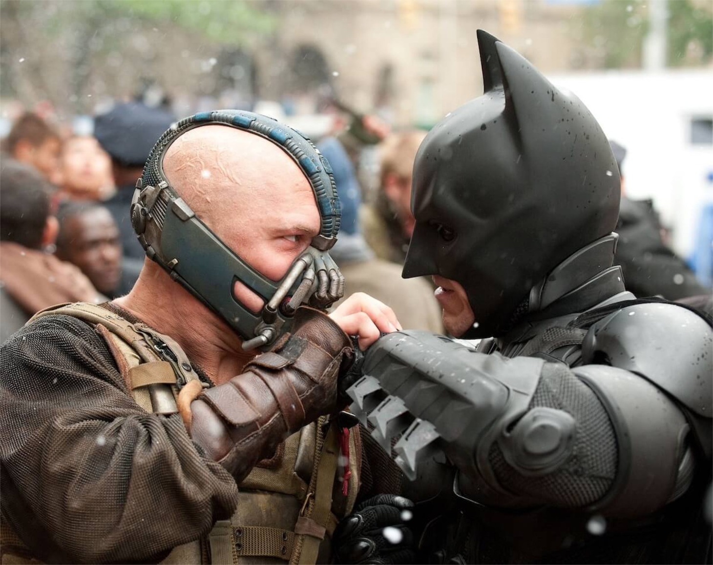「ダークナイト ライジング」場面写真 (c)2012 Warner Bros. Entertainment Inc. All rights reserved. BATMAN and all related characters and elements are
trademarks of and (c)DC Comics.