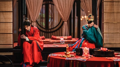 中国ドラマ「長風渡～あなたと綴る、運命の縁～」より、左からバイ・ジンティン（白敬亭）演じる顧九思、ソン・イー（宋軼）演じる柳玉茹。