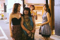 「フリークスの雨傘」場面写真