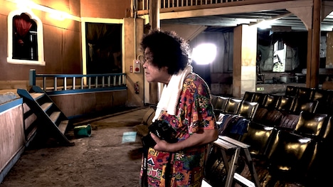 「劇場が終わるとき」場面写真