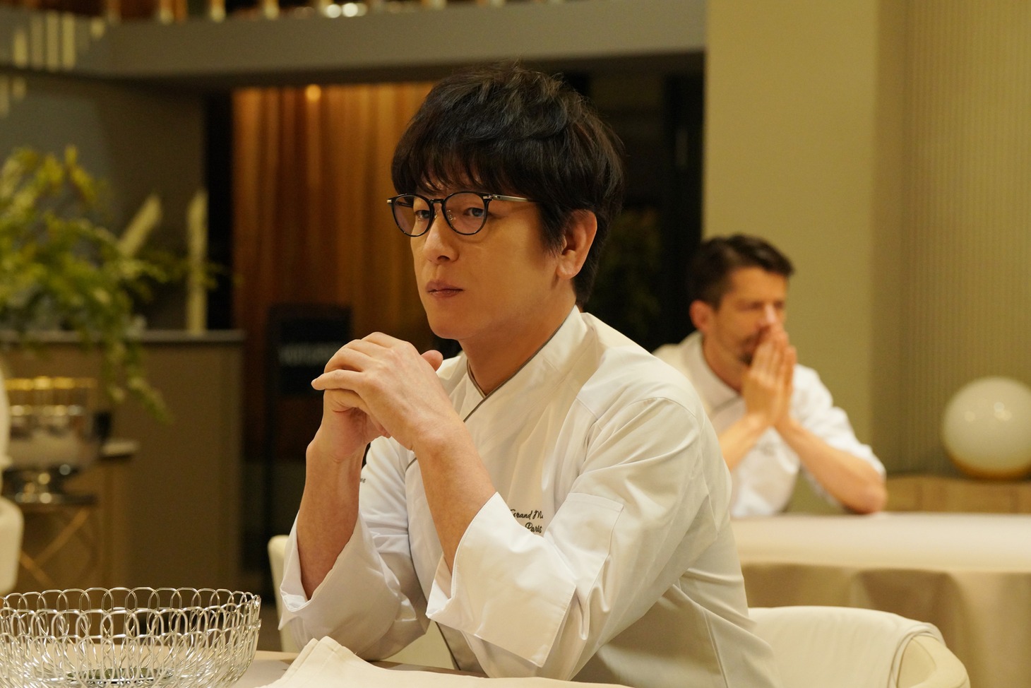 「グランメゾン・パリ」新場面写真