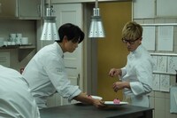 「グランメゾン・パリ」新場面写真