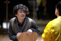 「ピアニストを待ちながら」場面写真