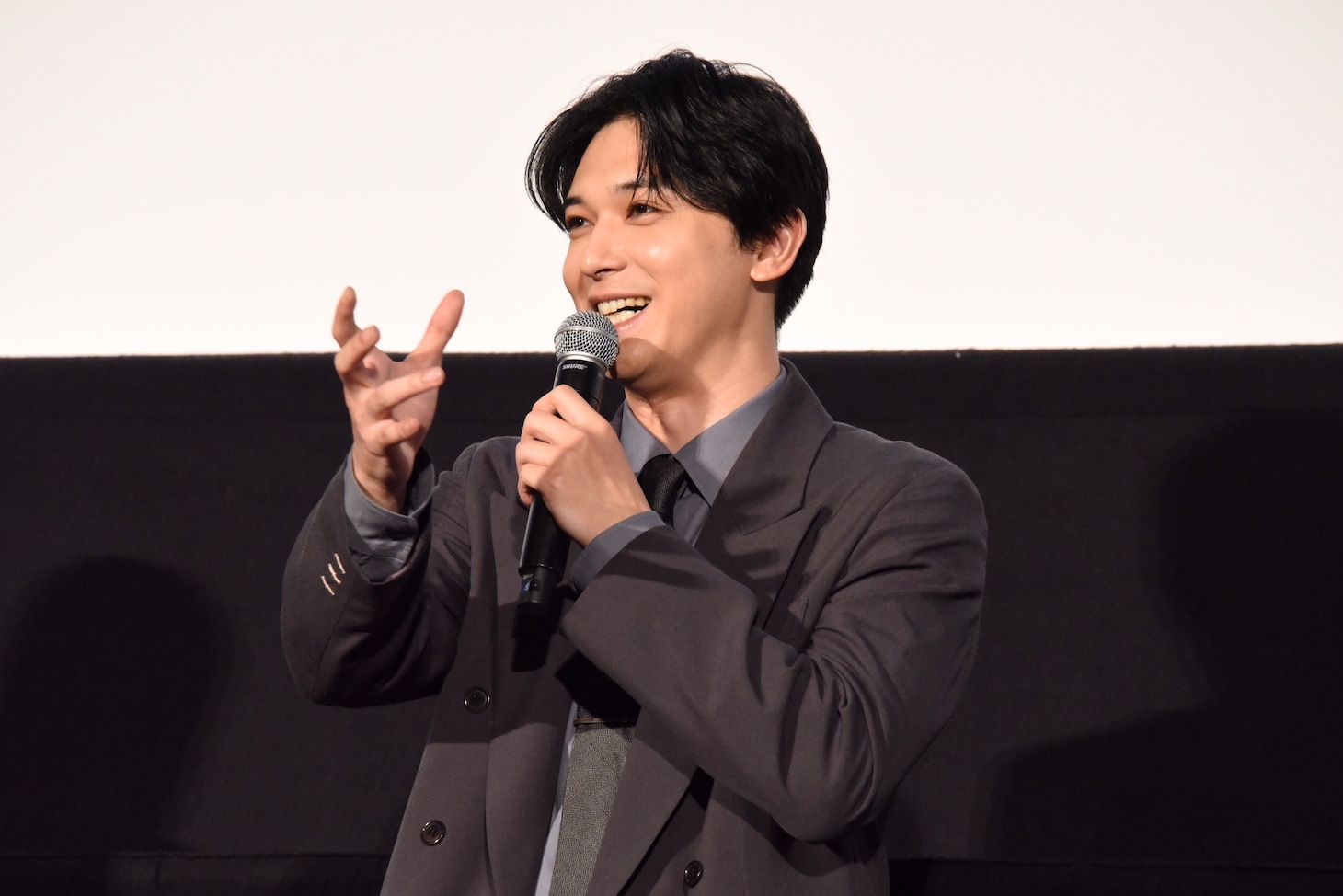 吉沢亮