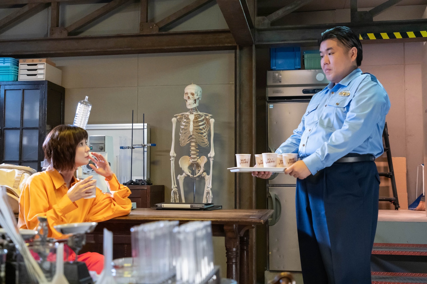 「事件は、その周りで起きている」場面写真