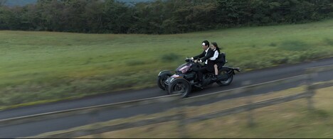 「カオルの葬式」場面写真