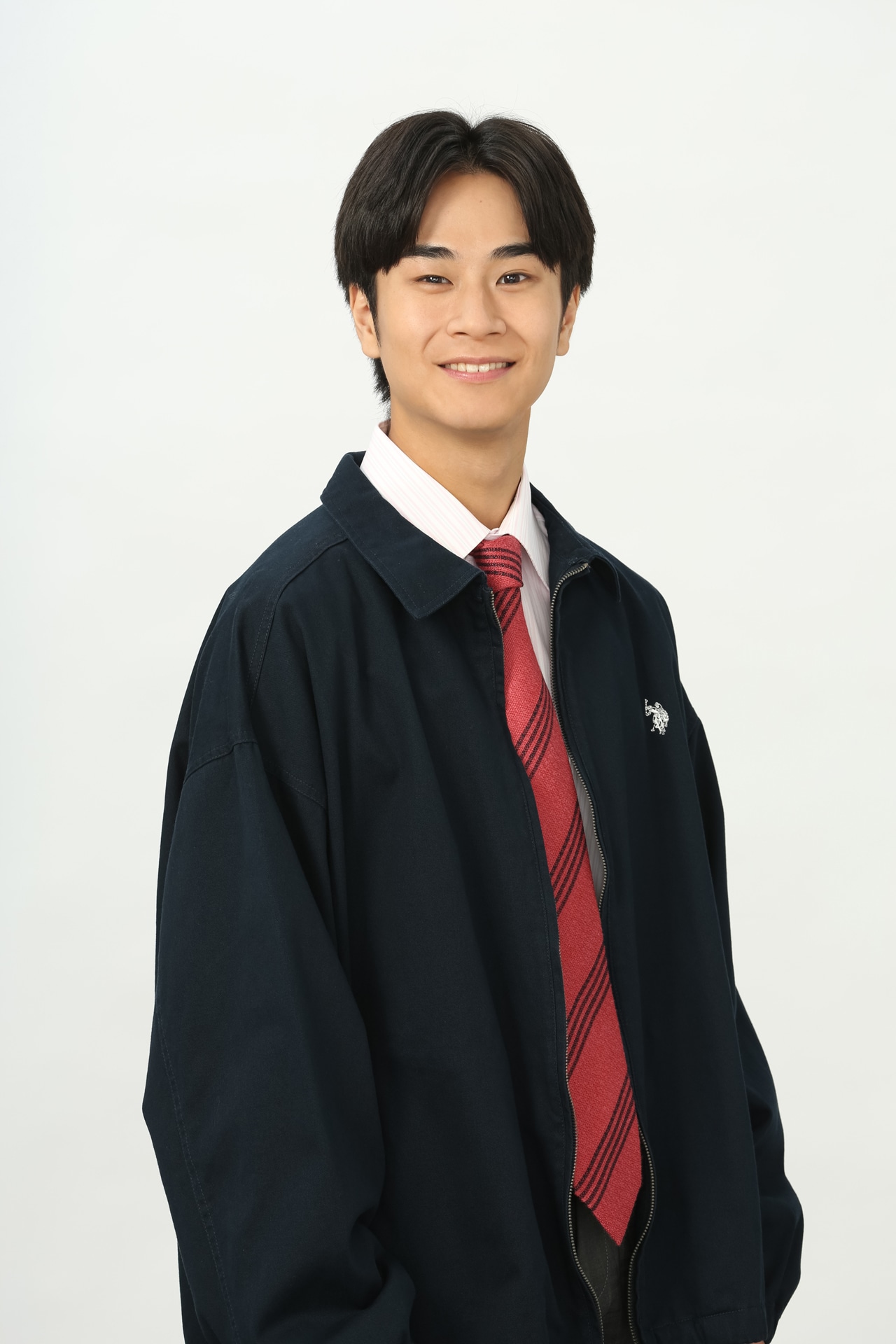 ドラマ「オクラ」より、吉岡雷役の前田旺志郎。