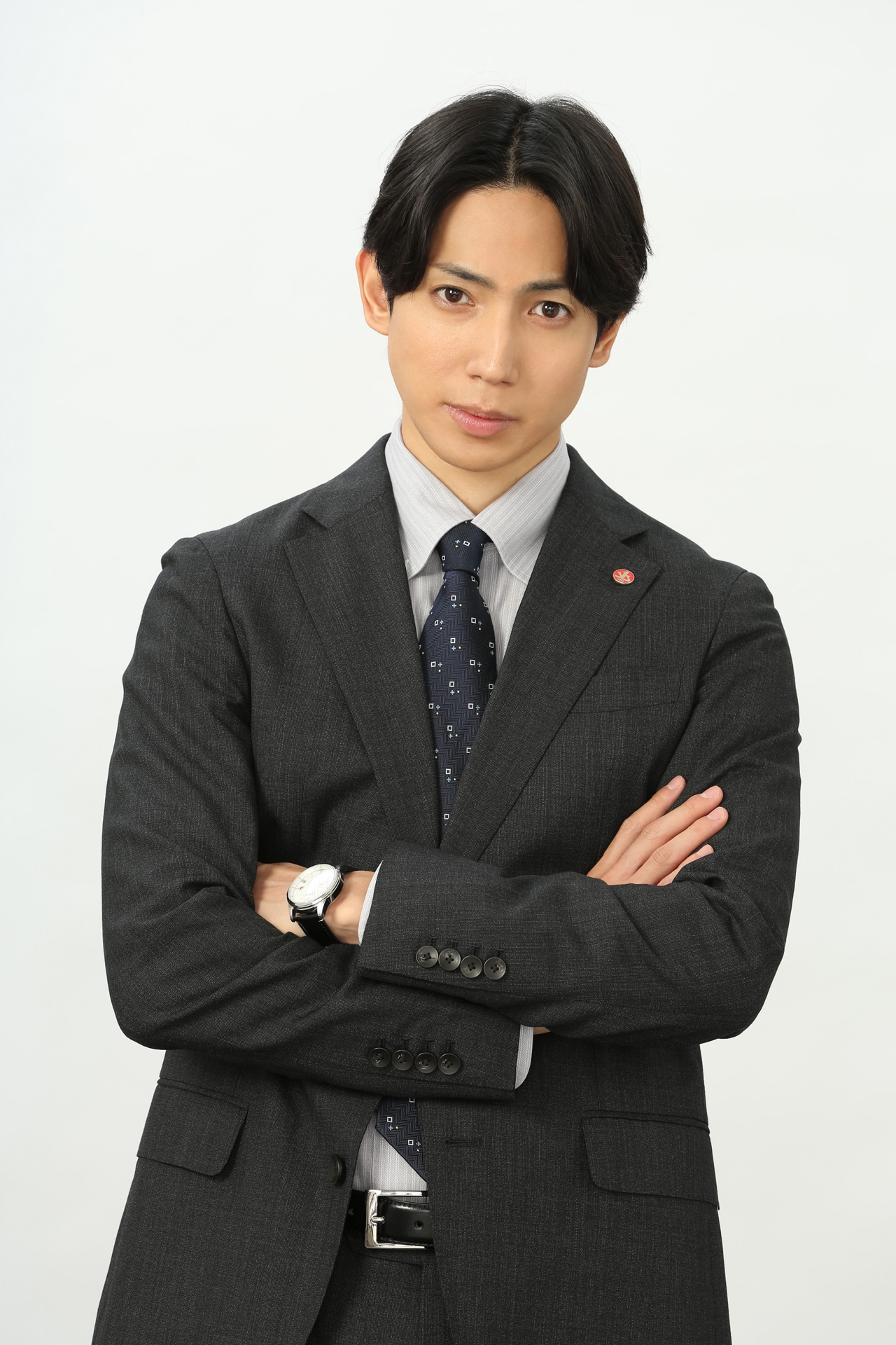 ドラマ「オクラ」より、志熊亨役の有澤樟太郎。