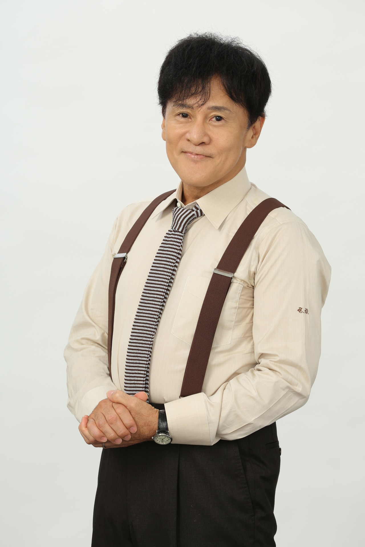 ドラマ「オクラ」より、幾多学役の橋本じゅん。