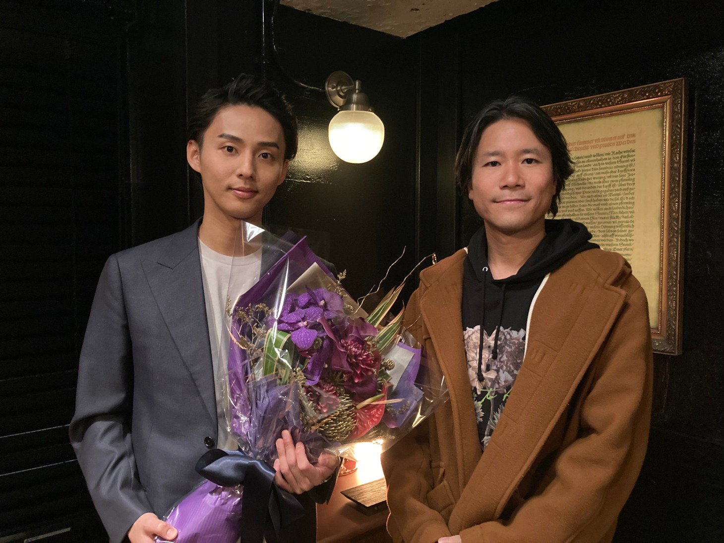 左から藤ヶ谷太輔、萩原健太郎