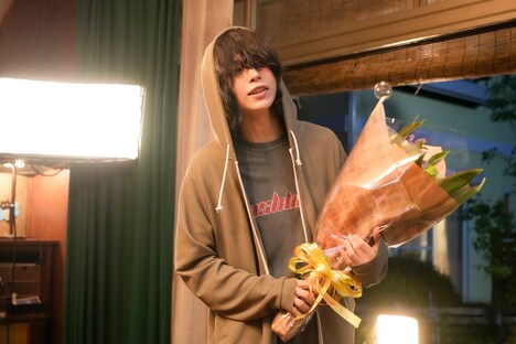 「うちの弟どもがすみません」撮影現場より、成田柊を演じた織山尚大