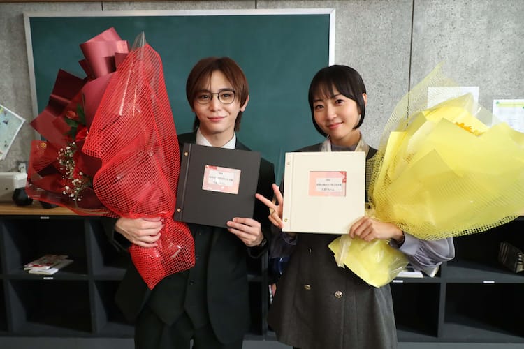 芹沢希 山田涼介＆木南晴夏が「ビリオン×スクール」撮了に涙、生徒たちに“加賀美風”エール送る（コメントあり） - 映画ナタリー