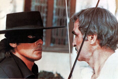 「アラン・ドロンのゾロ」場面写真 (c)1975 Mondial Television Film - Les Productions Artistes Associes