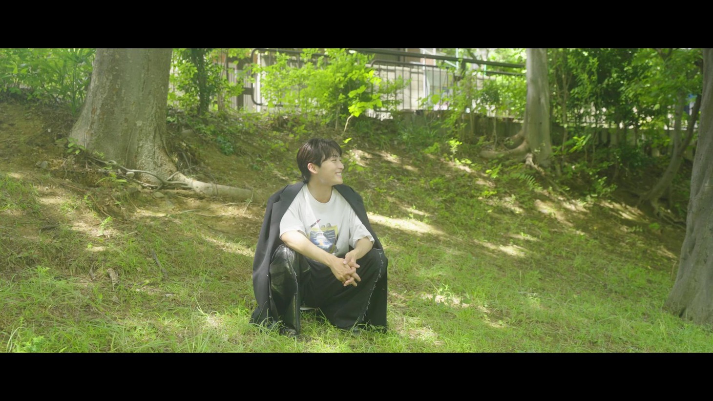 「About Who?」の「日野友輔 編」より