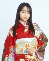 「初めましてこんにちは、離婚してください」より、林芽亜里演じる結城莉央