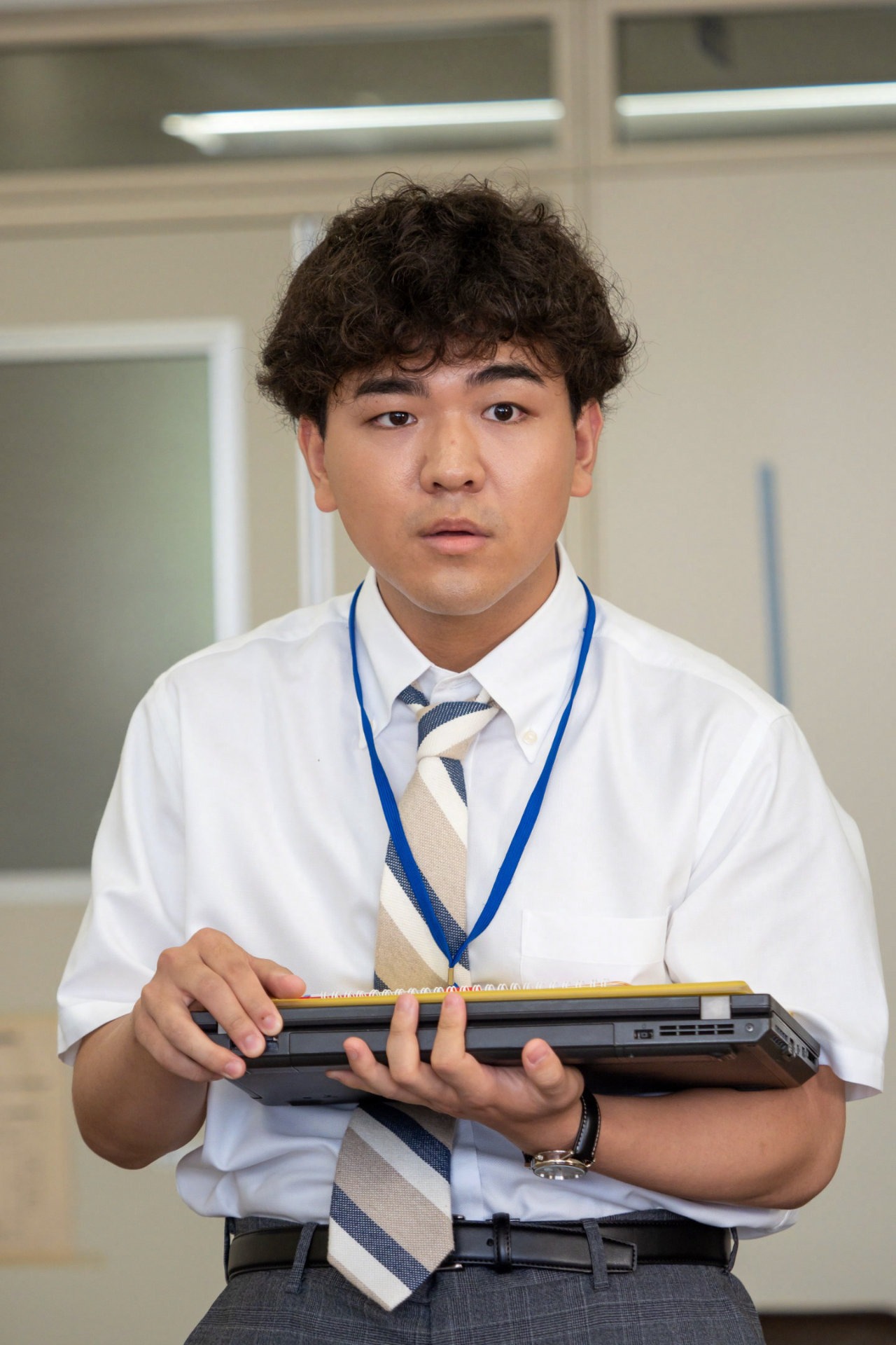 夜ドラ「未来の私にブッかまされる!?」より、濱愛流役の丈太郎