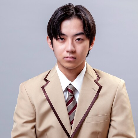 中本涼役の八神慶仁郎。