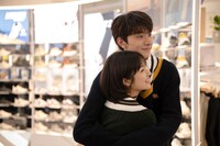 リン・トゥオ（後方）とアン・ジーチュエ（前）は相性抜群の仲良しカップル。