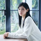 「Qrosの女」に新人・黎架が謎の女性役で出演、起用の決め手は目