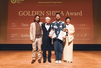 左からマテオ・ファチェンダ、奈良美智、ジョシュア・トリッグ、寺島しのぶ