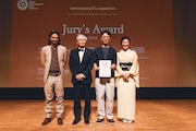 左からマテオ・ファチェンダ、奈良美智、ツァイ・ジエ、寺島しのぶ