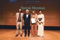 左からマテオ・ファチェンダ、奈良美智、ナラ・ノルマンデ、寺島しのぶ