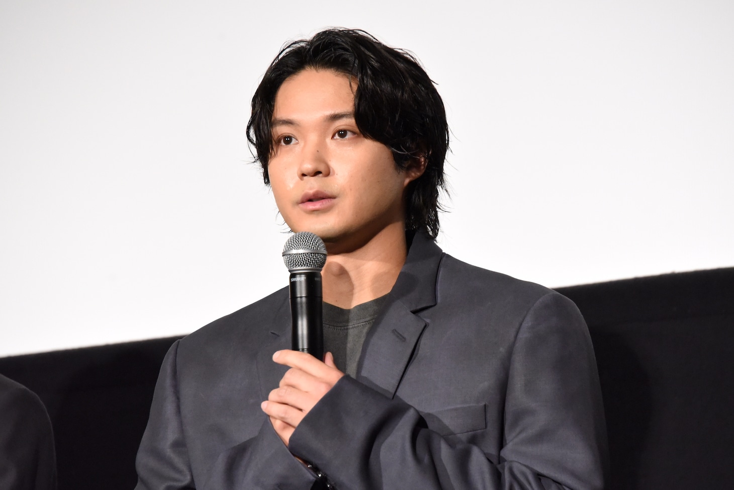 磯村勇斗