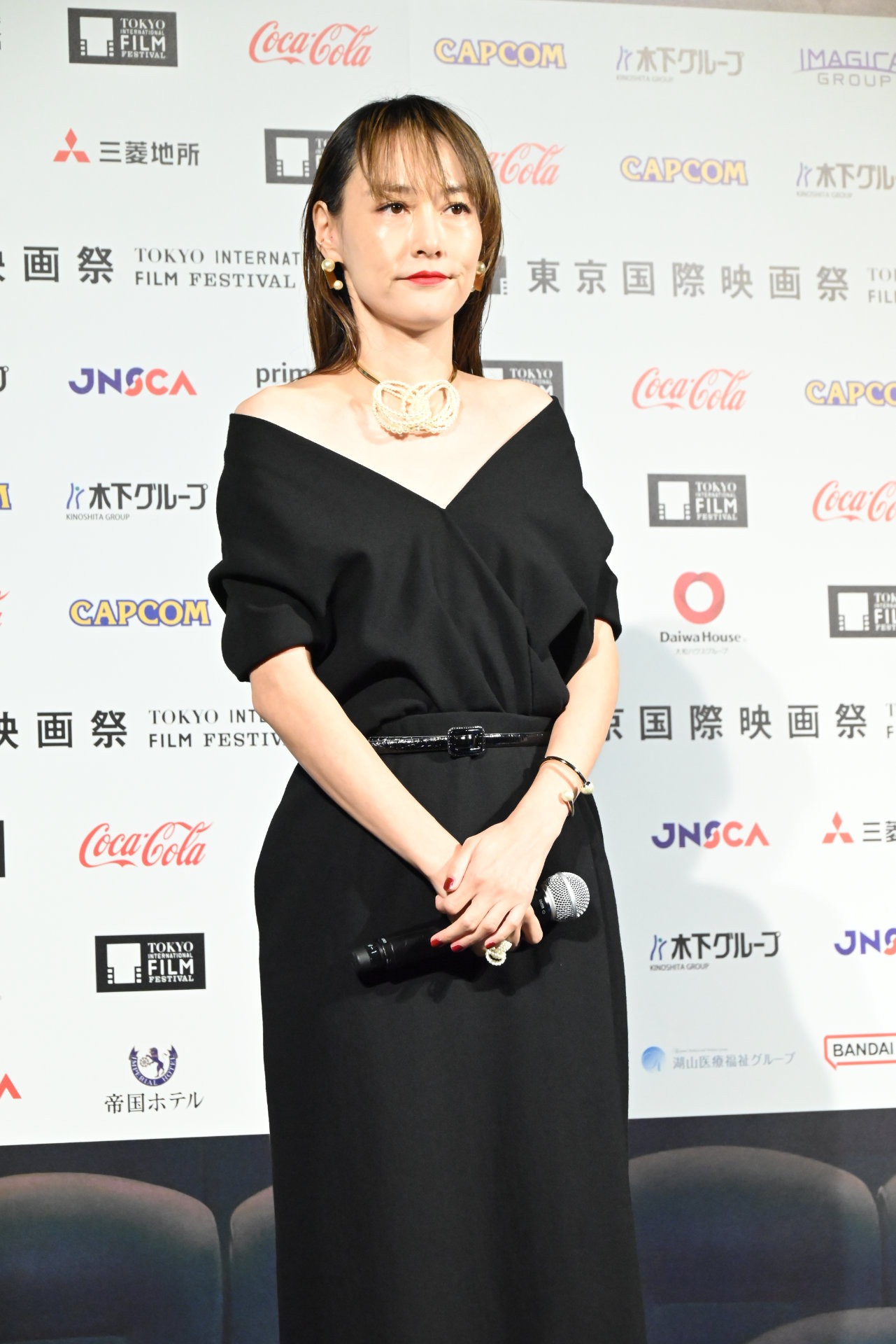 菊地凛子