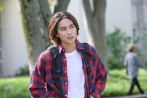 「離婚後夜」より、高橋大翔演じる水瀬涼太