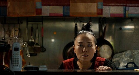 「HAPPYEND」より、PUSHIM。