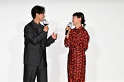 左から藤ヶ谷太輔、奈緒