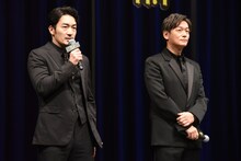 左から大谷亮平、井浦新