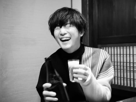 千葉雄大「喋って食って零キロカロリー」イメージカット