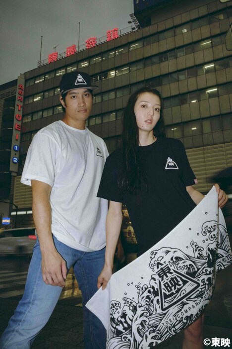 左から佳久創、宮原華音