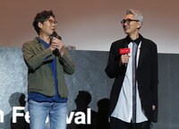 左からユ・ジェミョン、松重豊