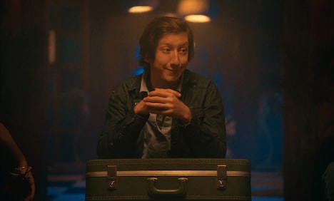 「ワッツ・インサイド」場面写真