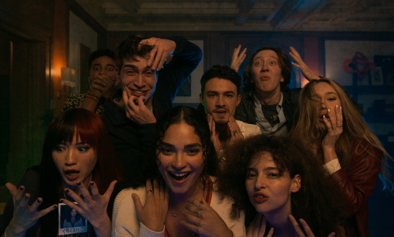 “体の交換”ゲームが欲望や恨みを呼び覚ます…Netflix映画「ワッツ・インサイド」本日配信