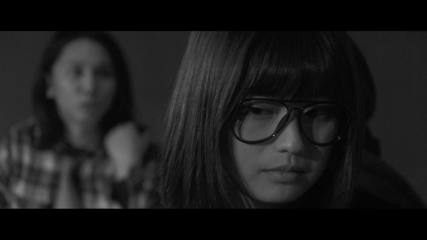 映画「愛の茶番 It Must Be Love」場面写真