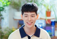 ペ・ヒョンソン演じるカン・ヘジュン