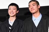 左から栗原颯人、日高由起刀