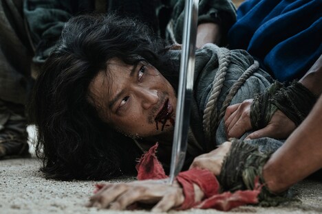 Netflix映画「戦と乱」場面写真