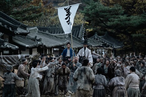Netflix映画「戦と乱」場面写真