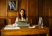 「イン・ハー・プレイス」場面写真