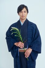 「初めましてこんにちは、離婚してください」より、高橋光臣演じる設楽桐史郎