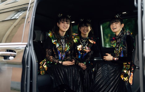 「ヘヴィ・トリップII／俺たち北欧メタル危機一発！」よりBABYMETAL