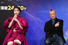 左から加藤小夏、桂正和