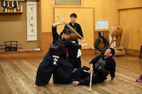 「てっぺんの剣」場面写真